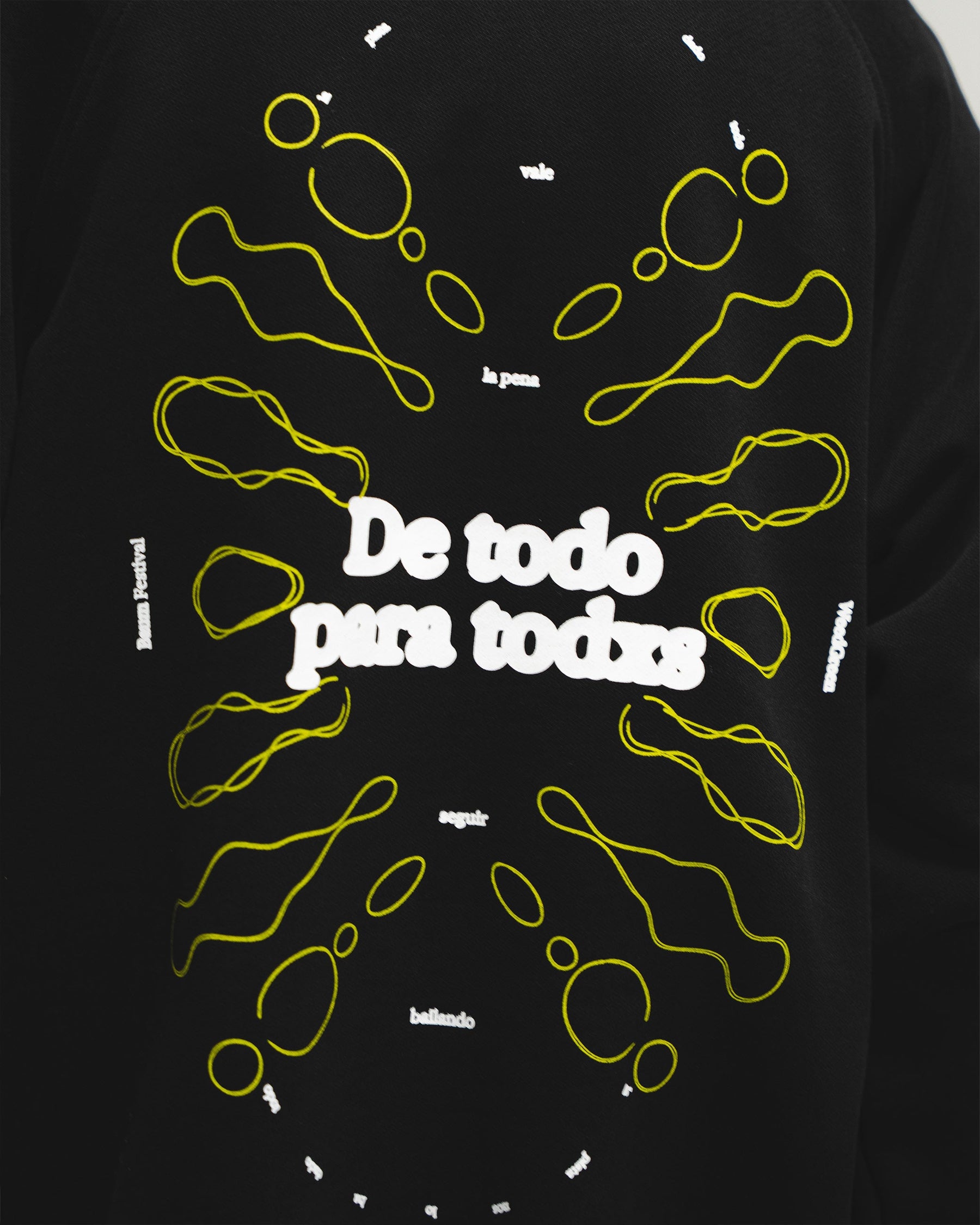 HOODIE DE TODO PARA TODOS NEGRO