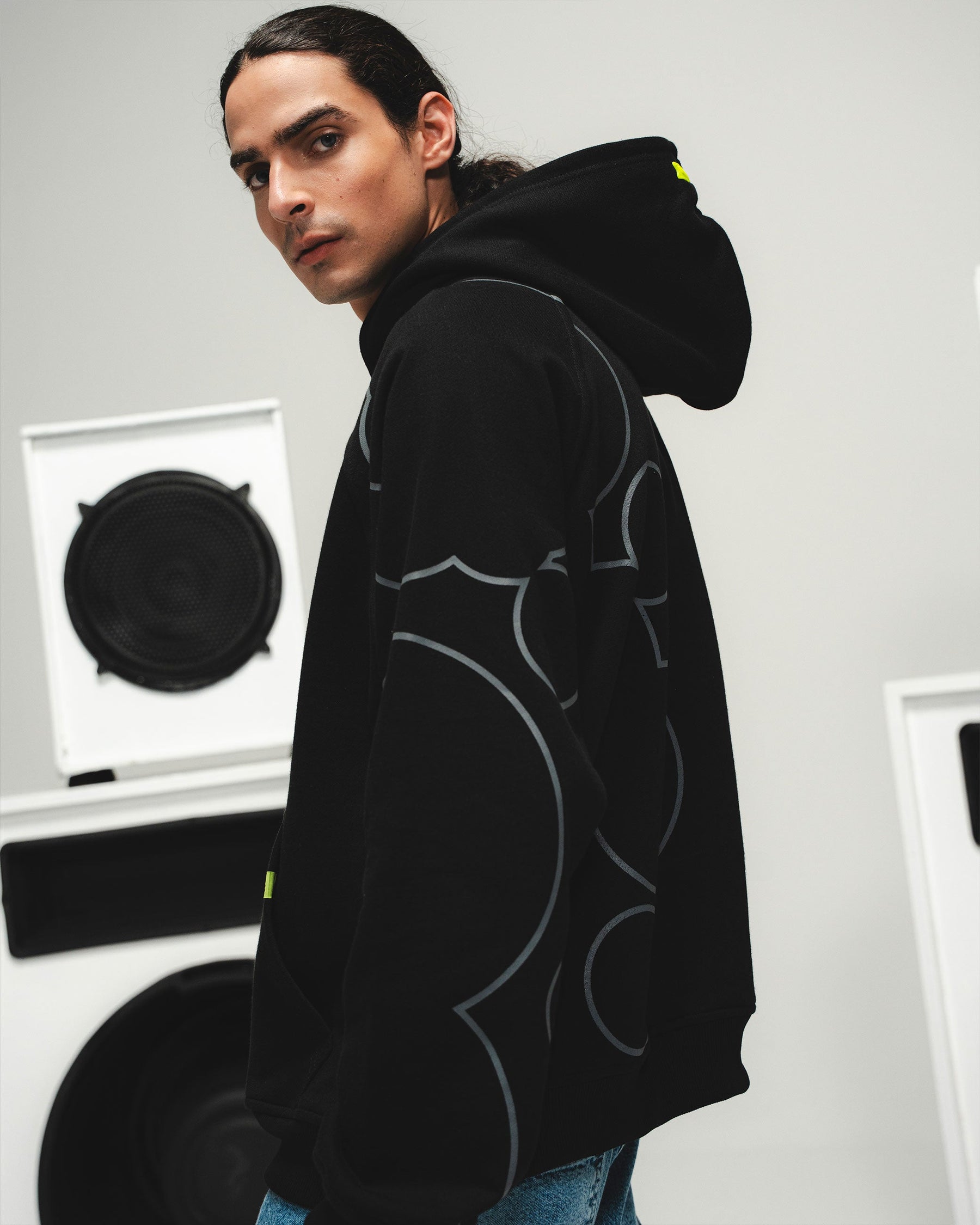 HOODIE BURBUJAS ART NEGRO