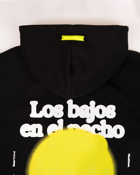 HOODIE LOS BAJOS EN EL PECHO NEGRO