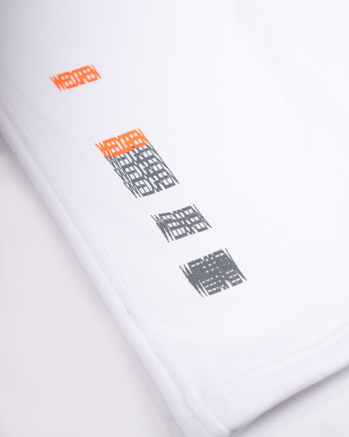 JOGGER RECTO  PERSPECTIVA BLANCO